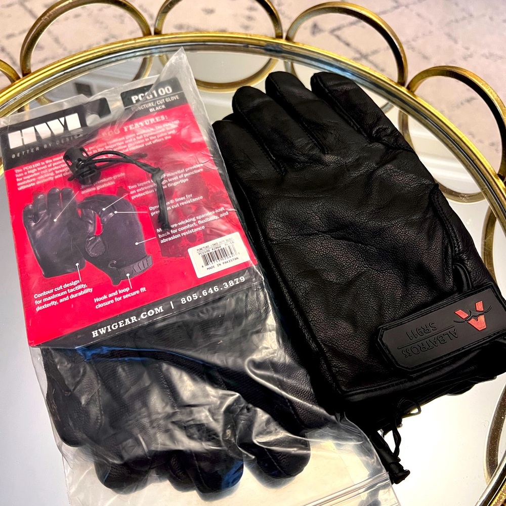POLICE GLOVES, SIZE LARGE ( NEW )